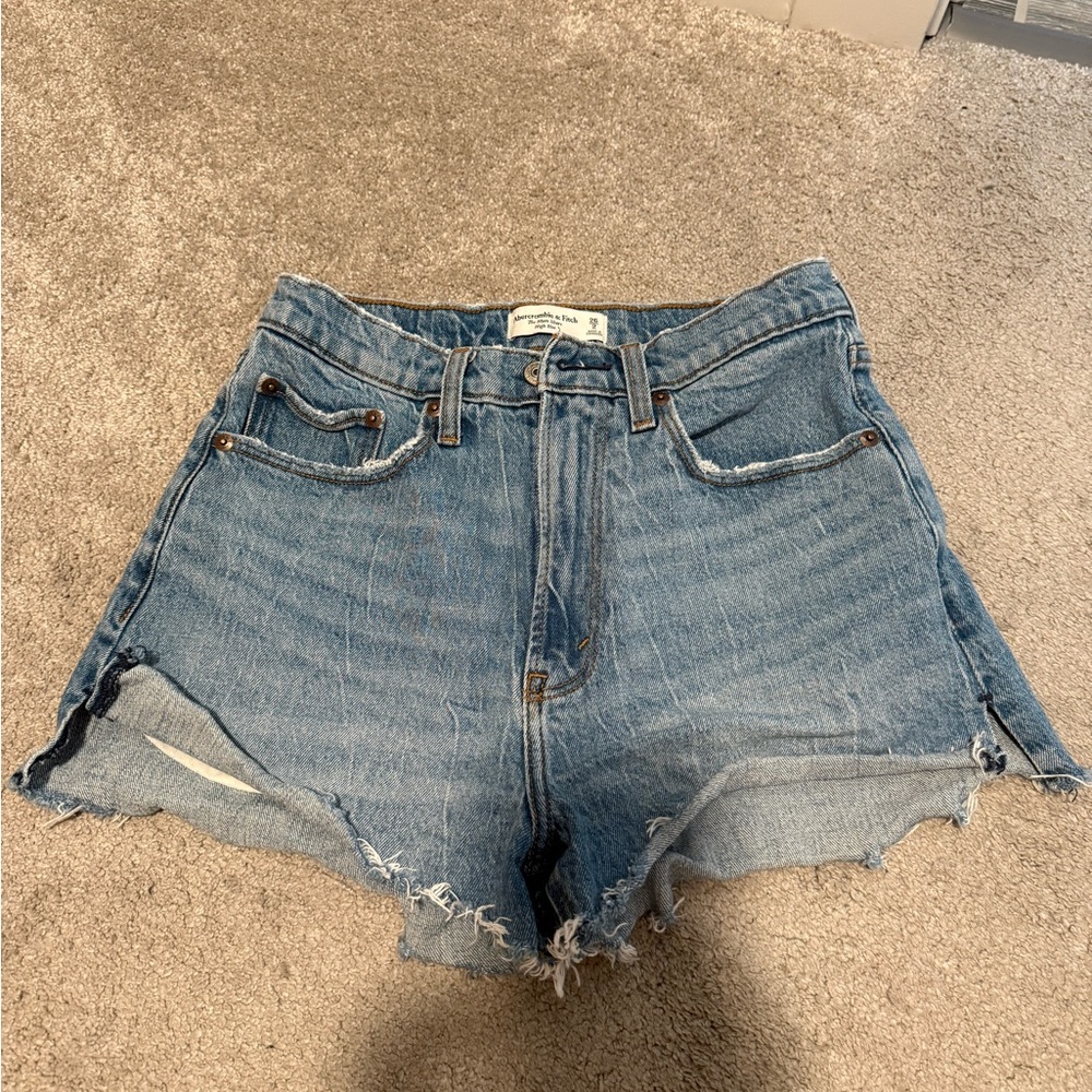 Abercrombie & Fitch Curve Love Mom Short